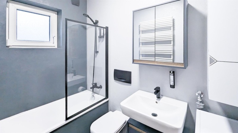 ALFA_AS125A1_61_Badezimmer_Bathroom