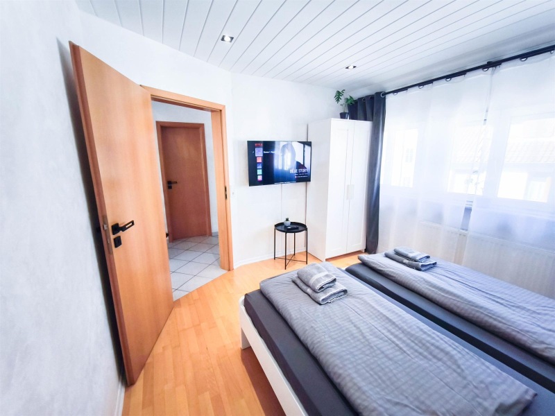 BS18A1_ALFA_APARTMENTS_32_Schlafzimmer_Bedding_Room