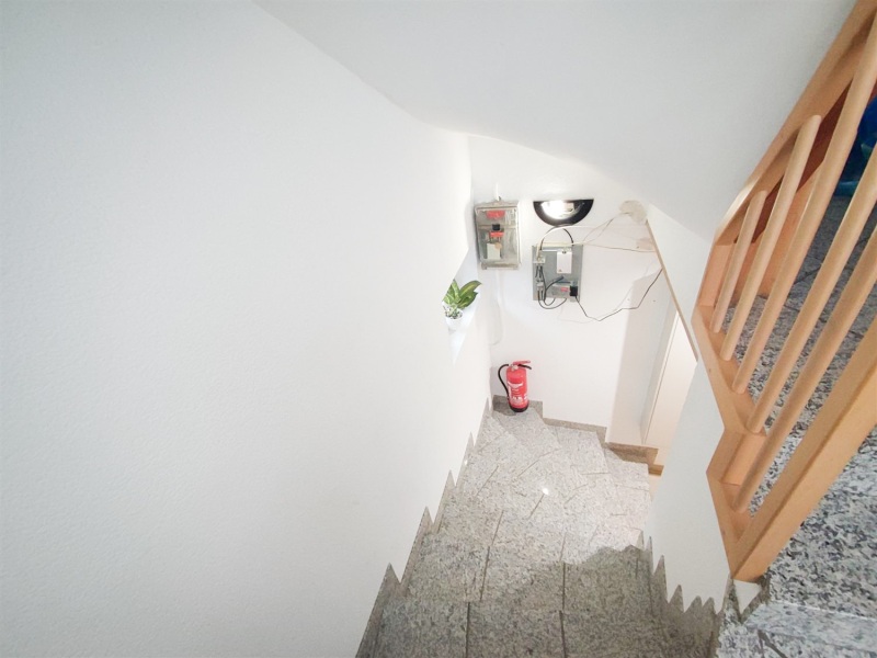 1_BS18A1_ALFA_APARTMENTS_72_Waschkueche_Washing_Machine