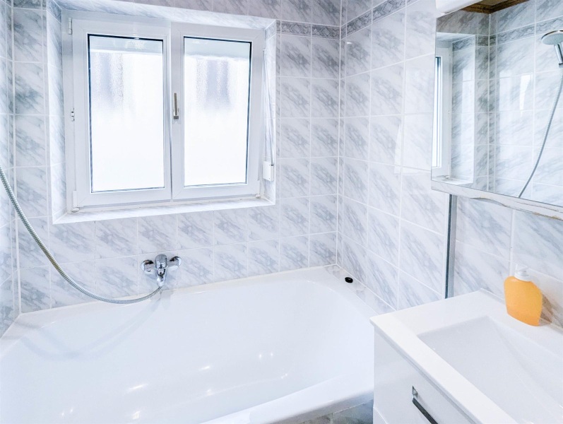 1_ALFA_BS18A2_52_Badezimmer