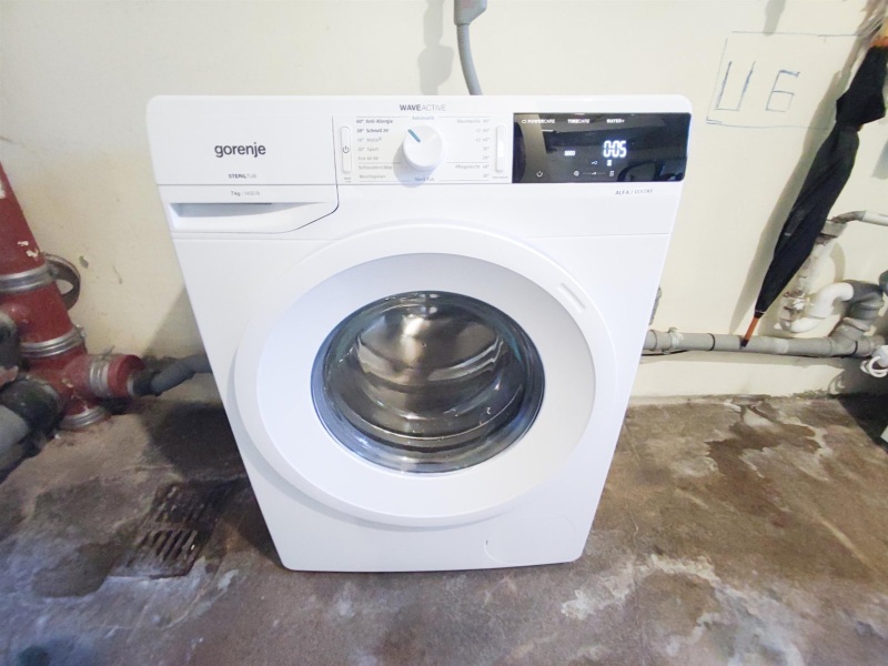 IS17A1_83_Waschmaschine_Nahaufnahme