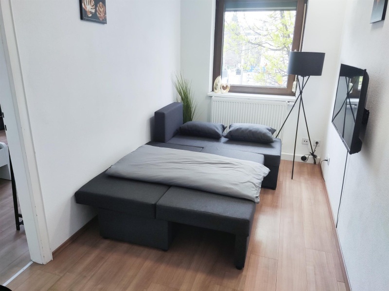 ALFA_LS17A2_37_Zimmer3_Schlafsofa